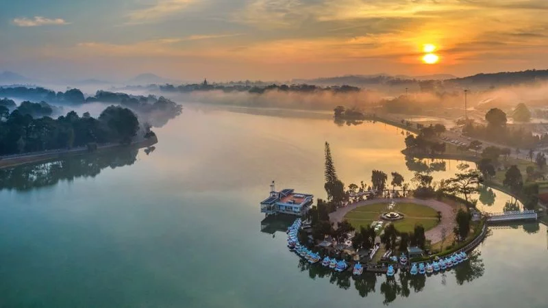 Toàn cảnh Hồ Xuân Hương - Đà Lạt