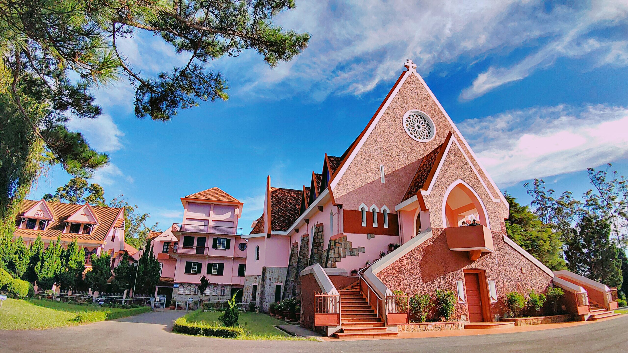 Nhà thờ Domaine de Marie - Lịch trình Đà Lạt 4 ngày 3 đêm 2026